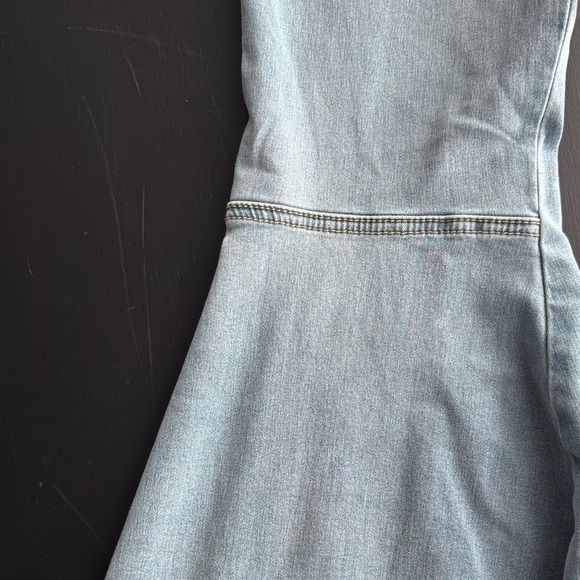 FREE PEOPLE Light Denim Super Wide Blue Jeans - Picture 5 of 10